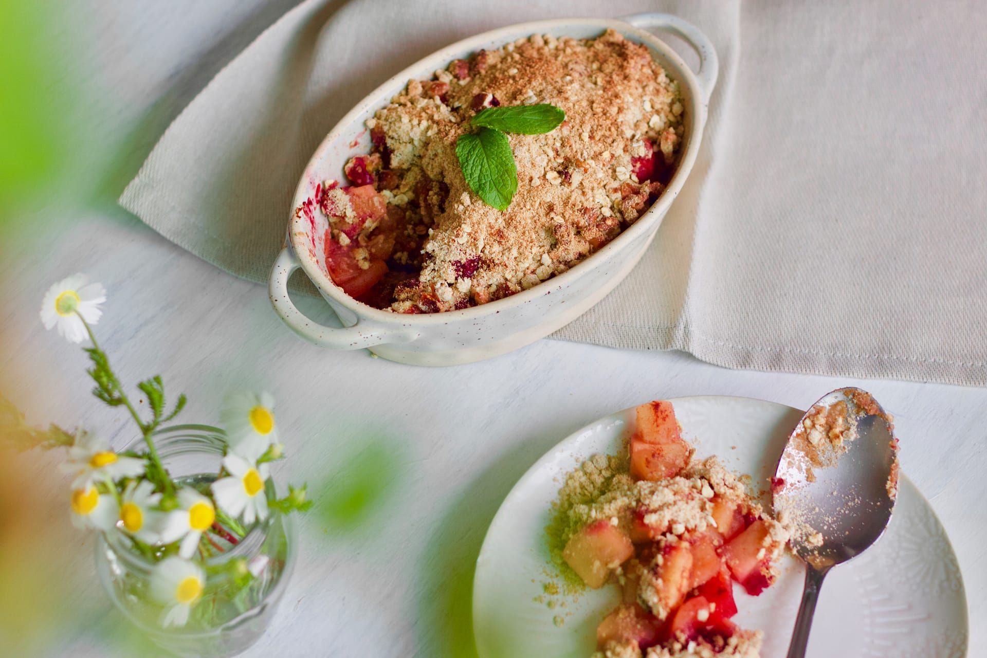 healthy-dessert-apple-red berries-crumble-sobremesa-saudável-maçã-frutos vermelhos-1