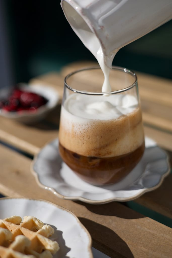 cinnamon-roll-cold-brew-coffee - 2