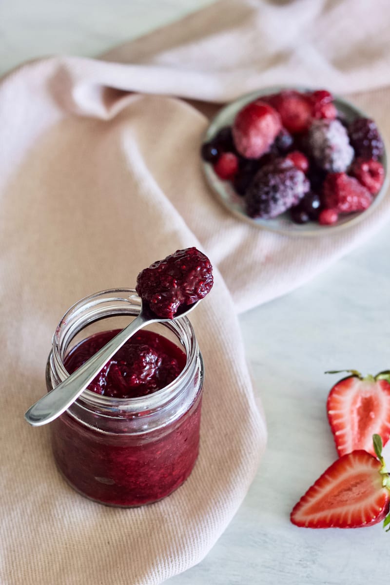healthy-red-berries-chia-jam-saudável-compota-frutos vermelhos-1