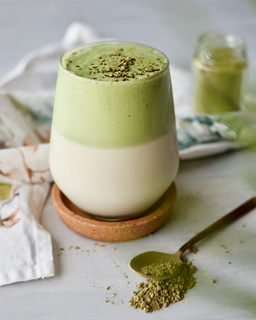 Vegan-Matcha-coconut-dalgona-côco-iced-latte - 4